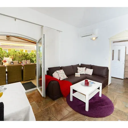Sunce Holiday home